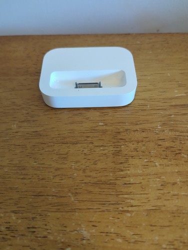 Apple ipod charging dock - ipod,