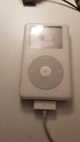 Apple ipod classic 4th gen - ipod,