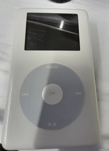 Apple ipod a1099 20gb - ipod,