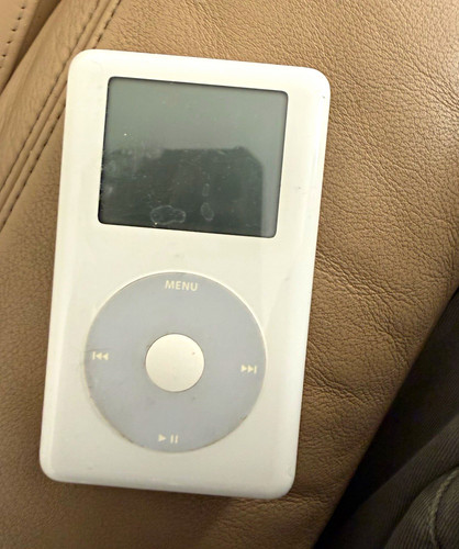 Apple ipod 4th gen - 4th, 20gb